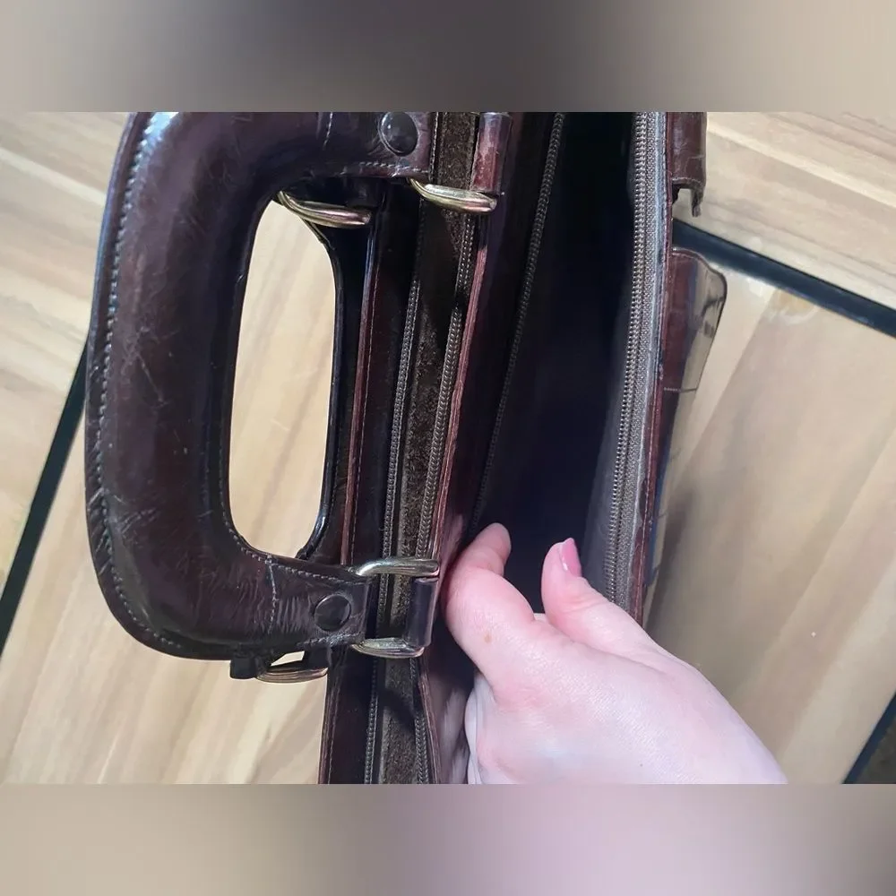 Very unique authentic eel‎ skin bag